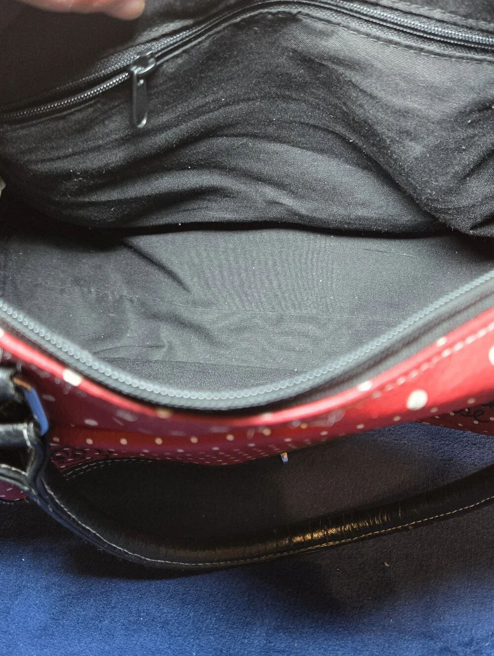 Disney Parks  Minnie Mouse Medium Satchel Handbag Red & White Polka Dot